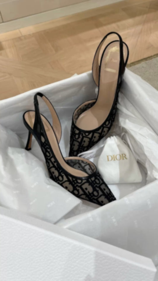 Adore Pmps